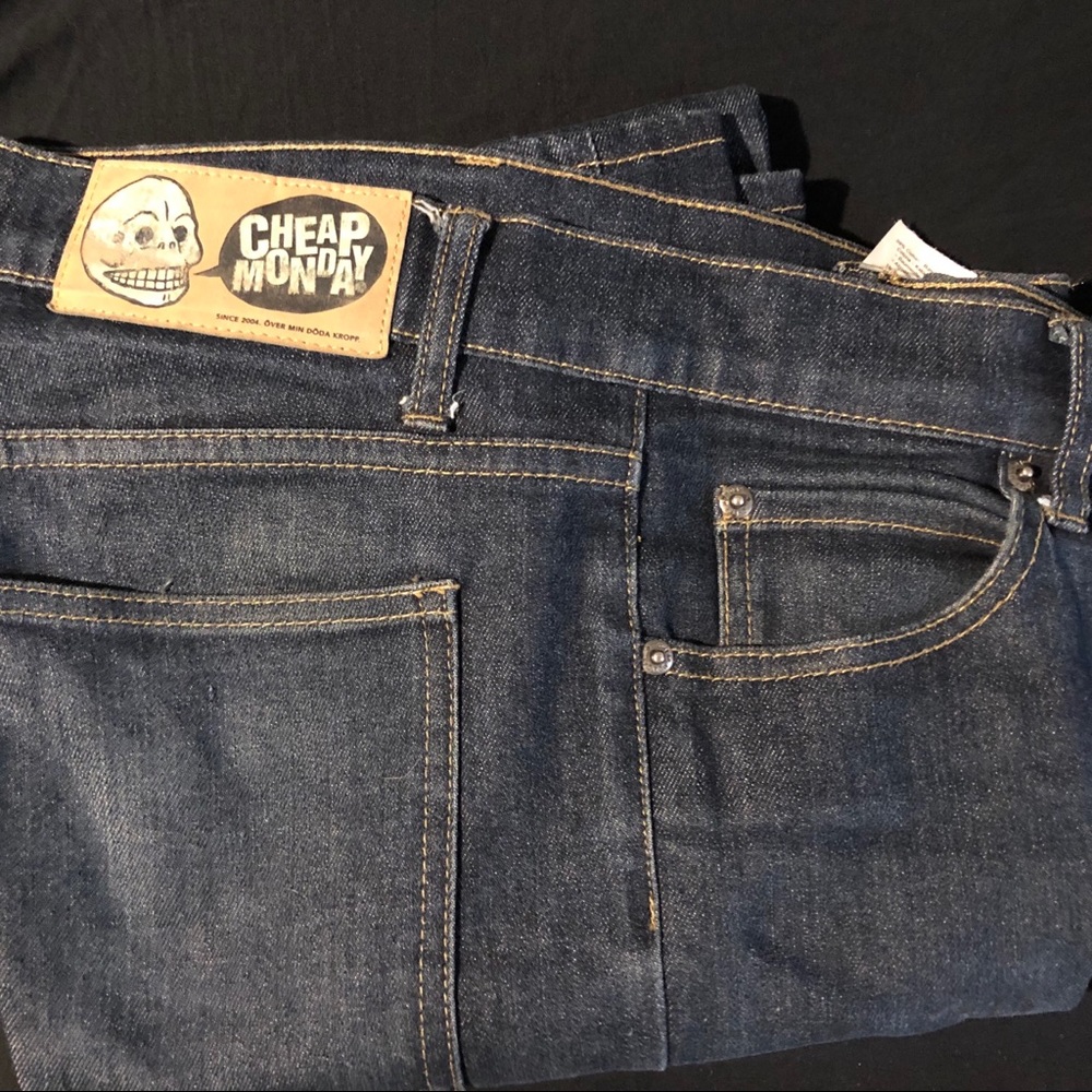 CHEAP MONDAY 32X32 TIGHT BLUE DRY JEANS